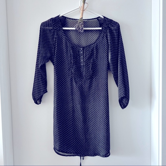 Small Tunic Style Sheer Top - Picture 1 of 4